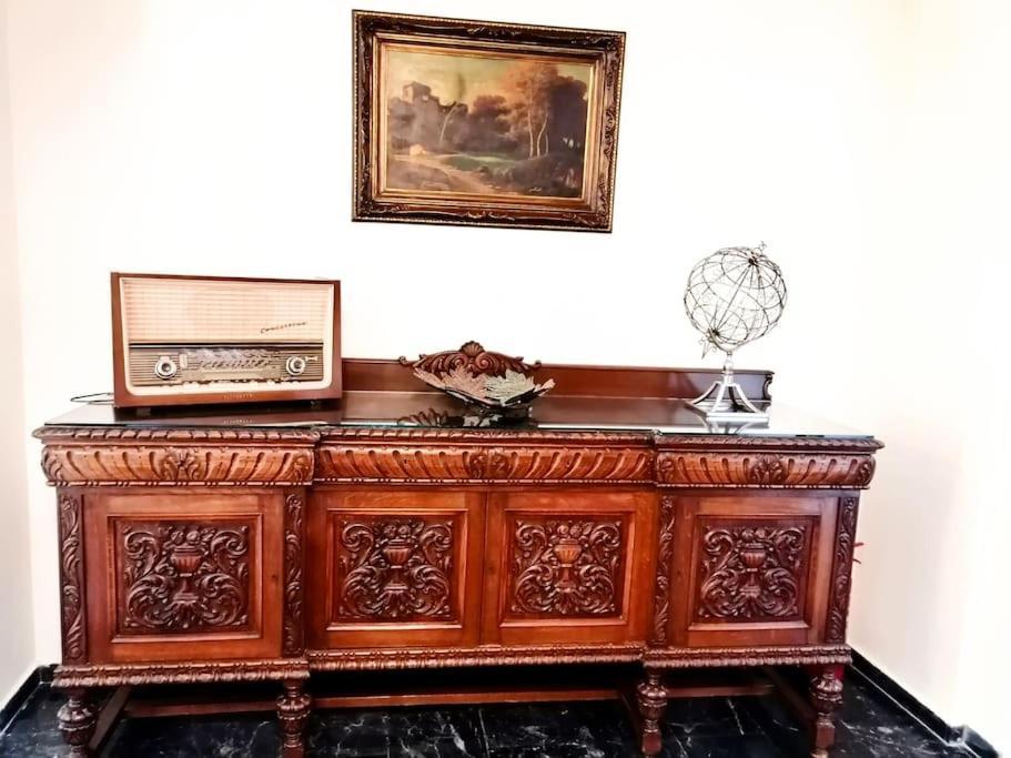 Sarakin'S Mansion Luxury Retreat Apartman Athén Kültér fotó